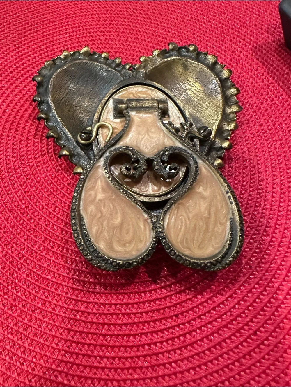 Jay Strongwater enameled and adorned with pink Swarvoski crystals
